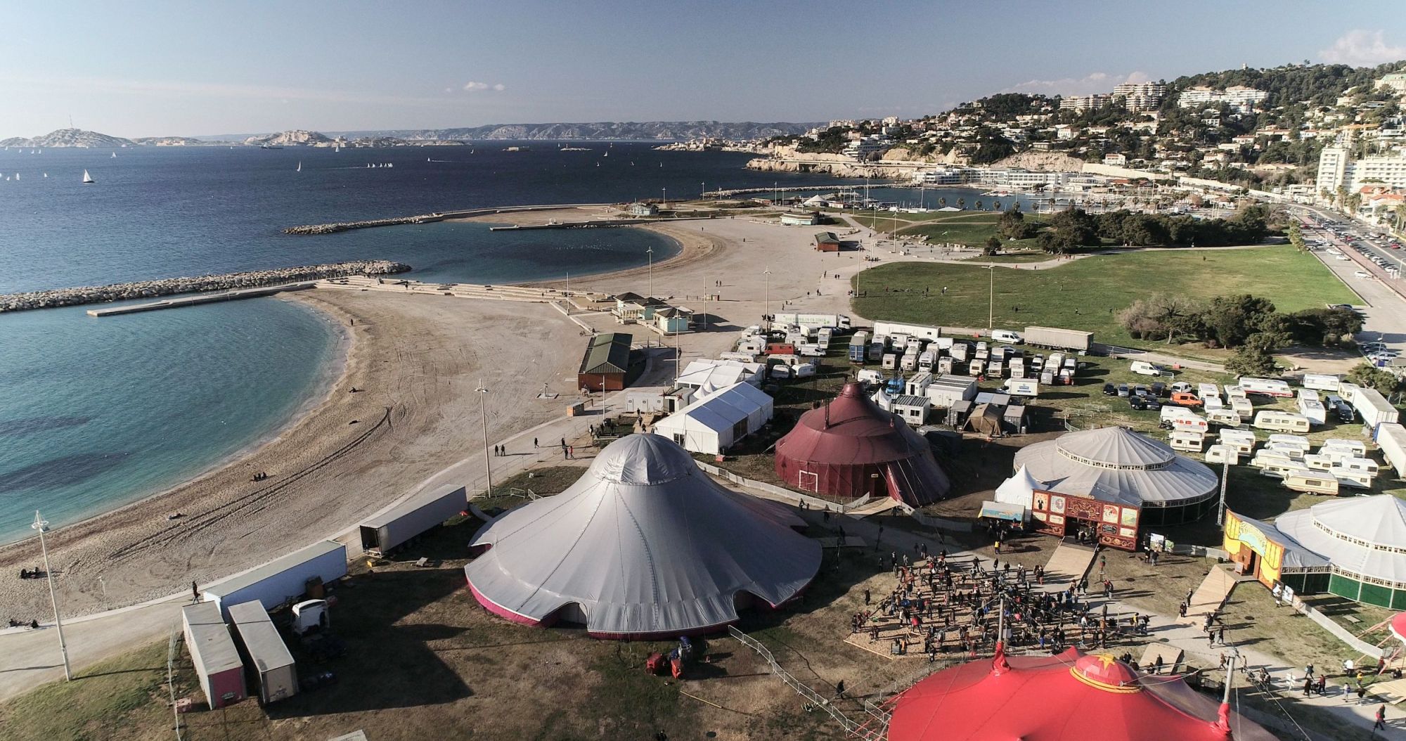 marseille_tent.jpg